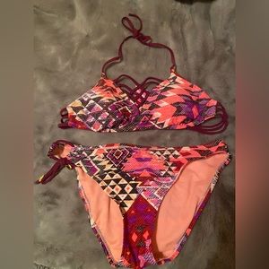 Gianni Bini bikini size medium. Excellent condition.